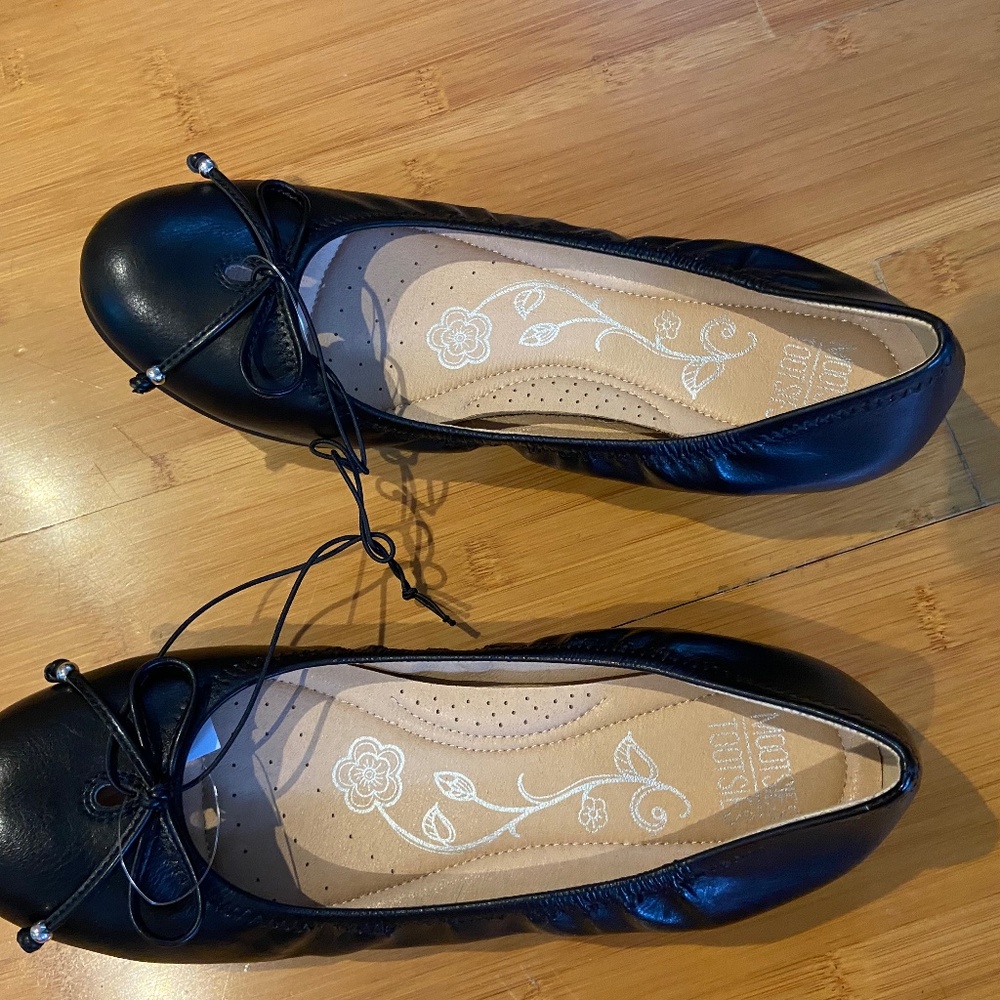 Mootsies Tootsies